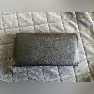 Tommy Hilfiger Wallet